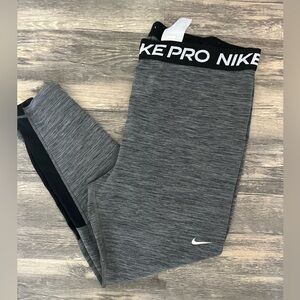 Nike Pro Athletic Leggings